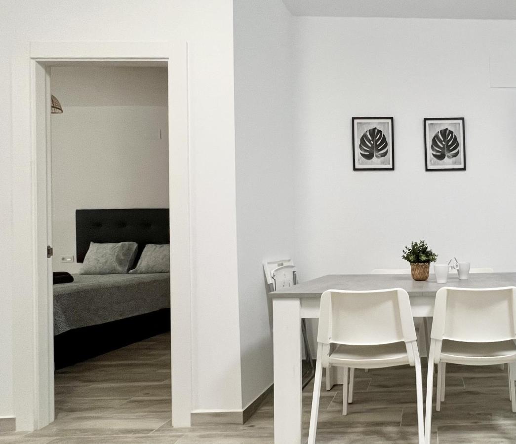 Los Tilos Suites-Vialia مالقة المظهر الخارجي الصورة